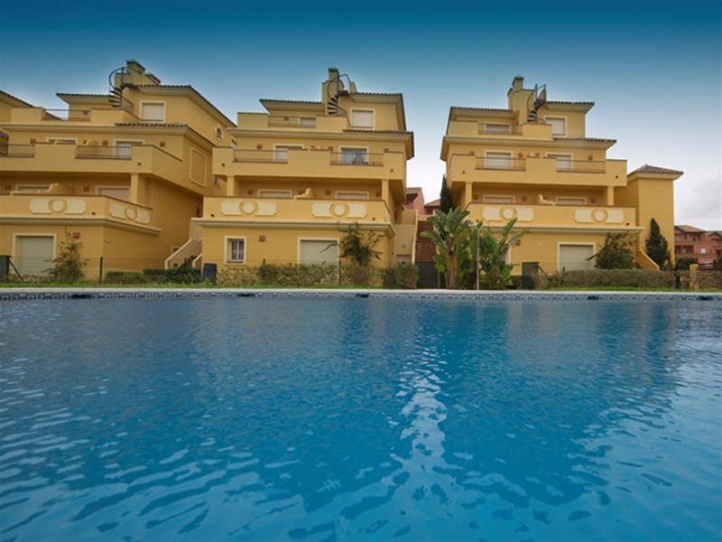Apartamentos Vista Real Алькаідеса Екстер'єр фото