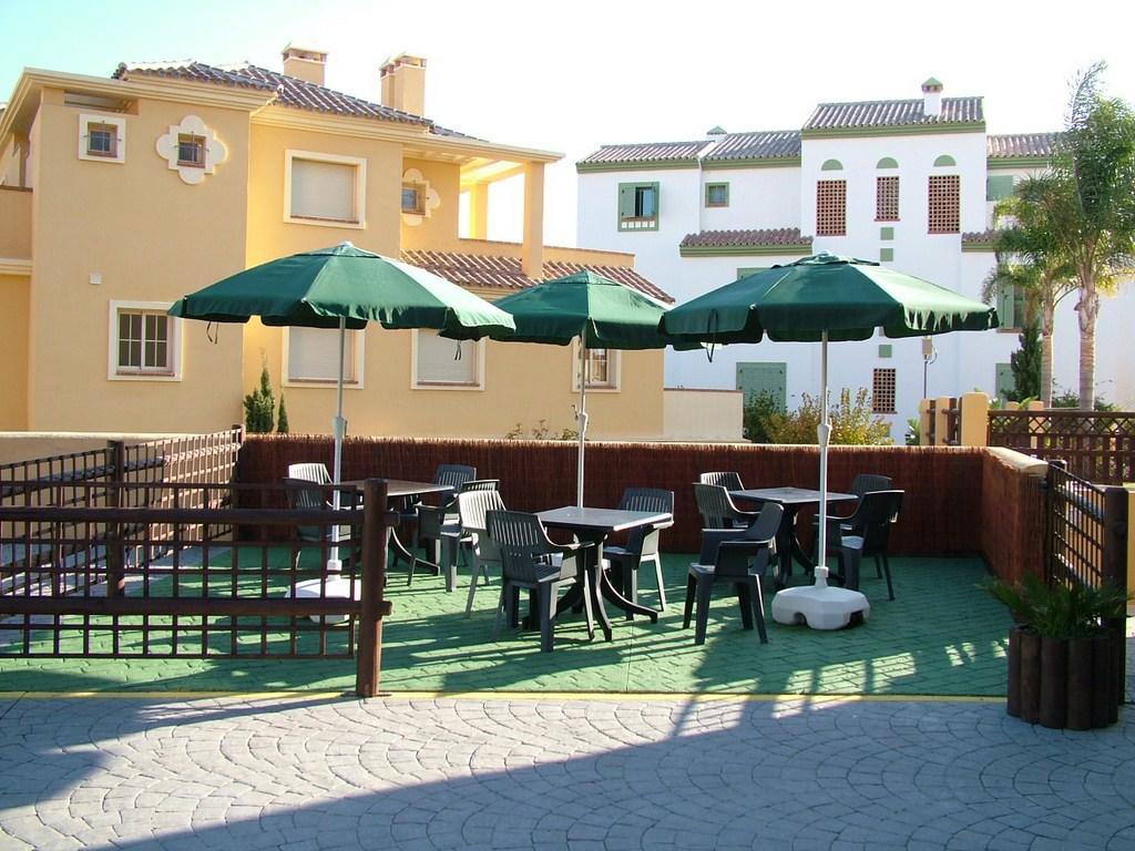 Apartamentos Vista Real Алькаідеса Екстер'єр фото