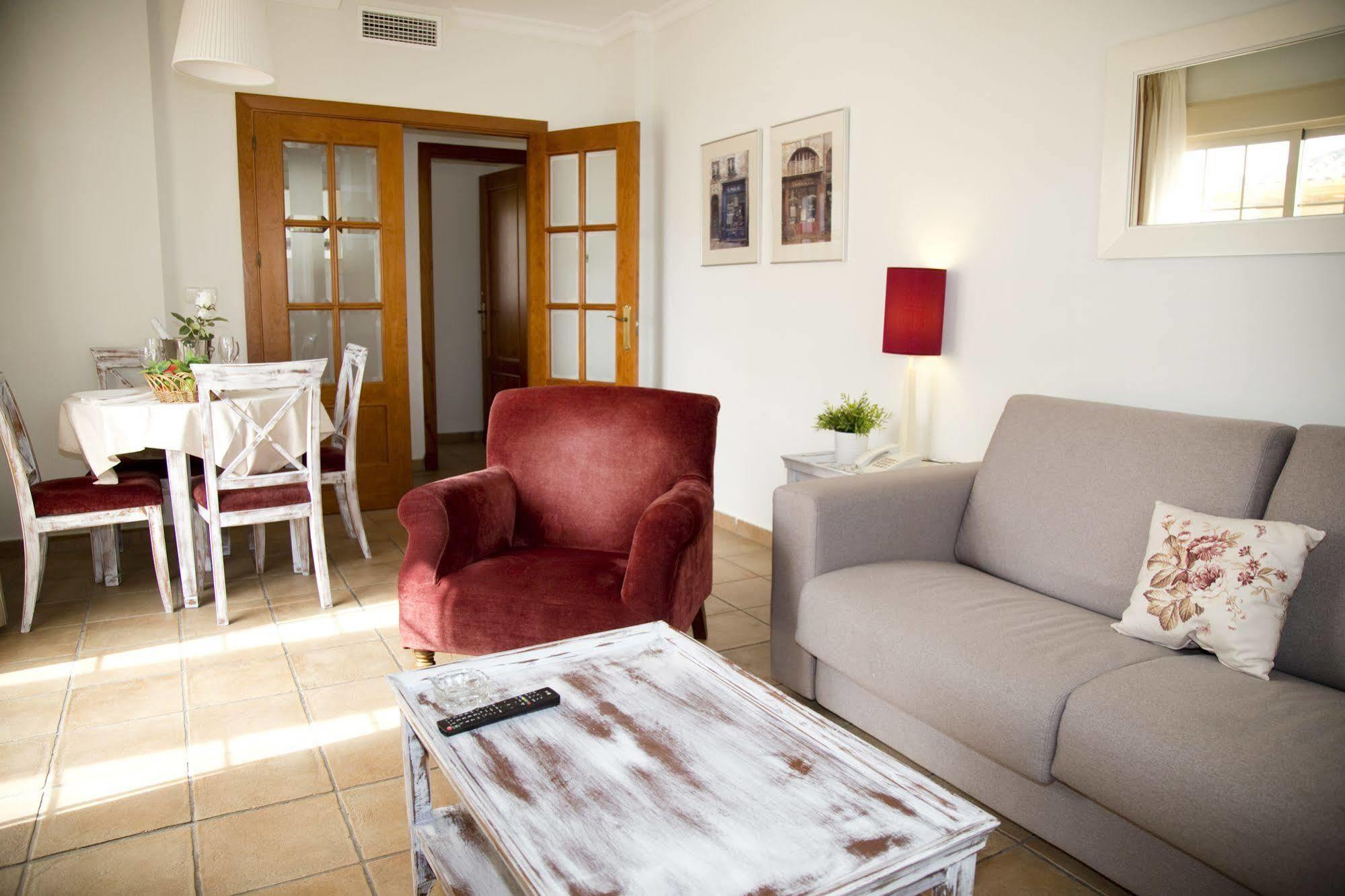 Apartamentos Vista Real Алькаідеса Екстер'єр фото