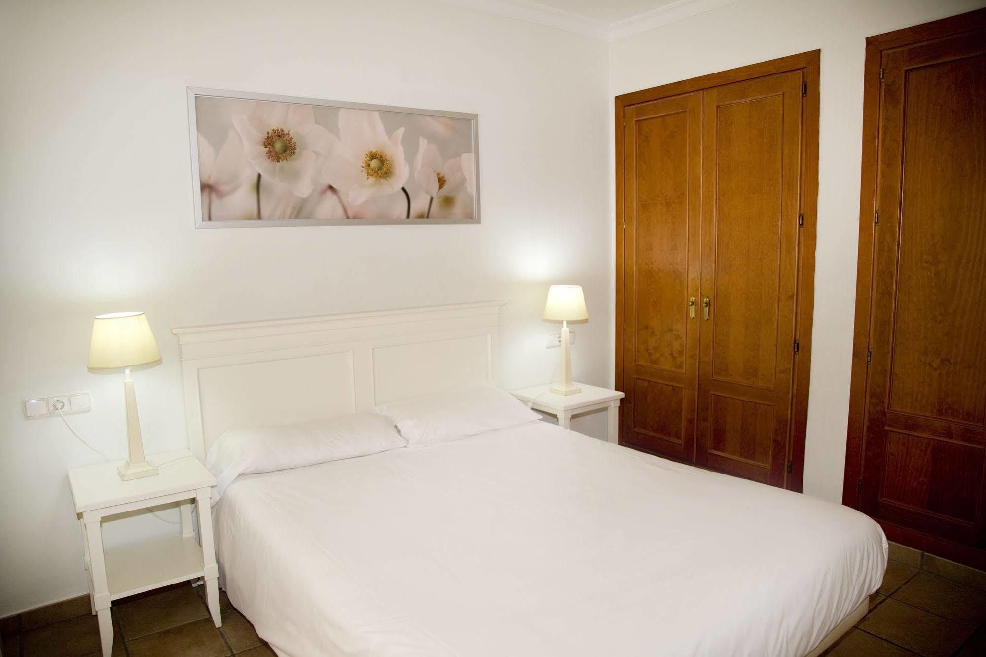 Apartamentos Vista Real Алькаідеса Екстер'єр фото